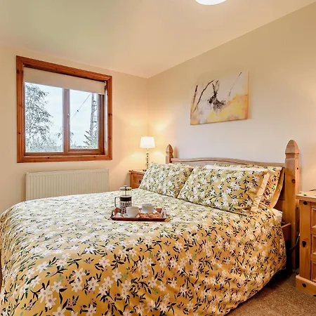 3 Bed In Sutton On Derwent 93206 Dom wakacyjny *