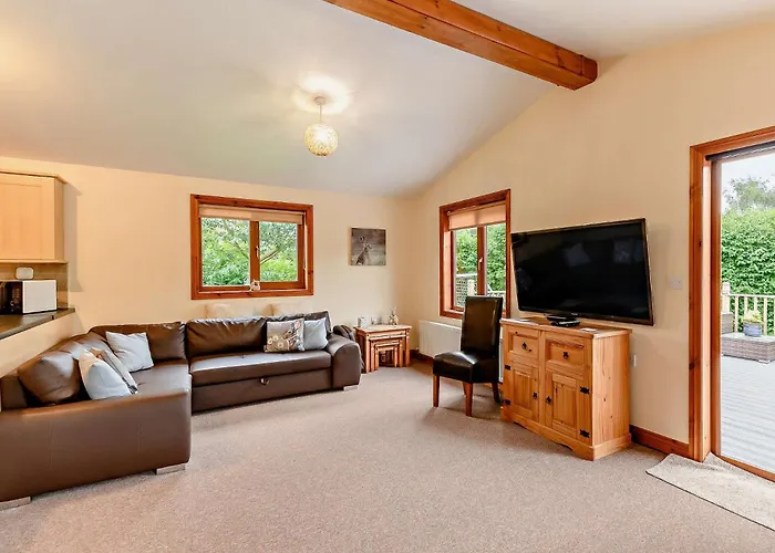 3 Bed In Sutton On Derwent 93206 *