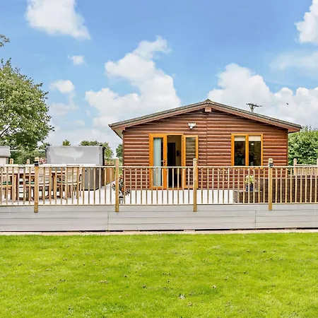 Holiday home 3 Bed In Sutton On Derwent 93206 *